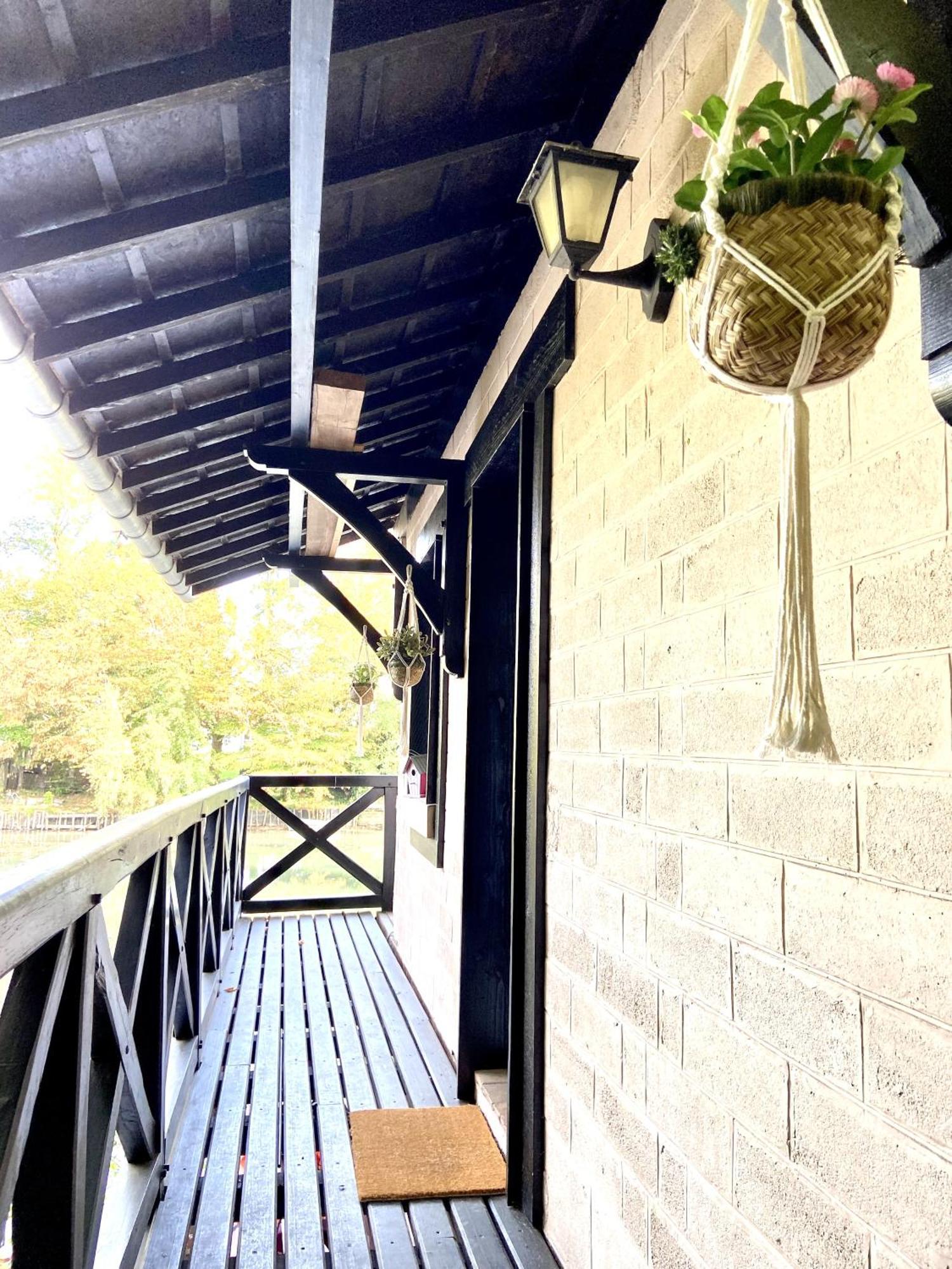 Le Chalet Bucolique Au Bord De L'Eau Olivet  Esterno foto