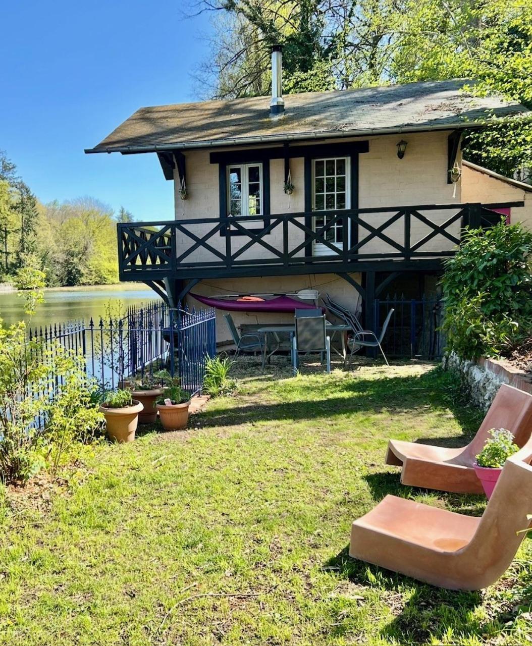 Le Chalet Bucolique Au Bord De L'Eau Olivet  Esterno foto