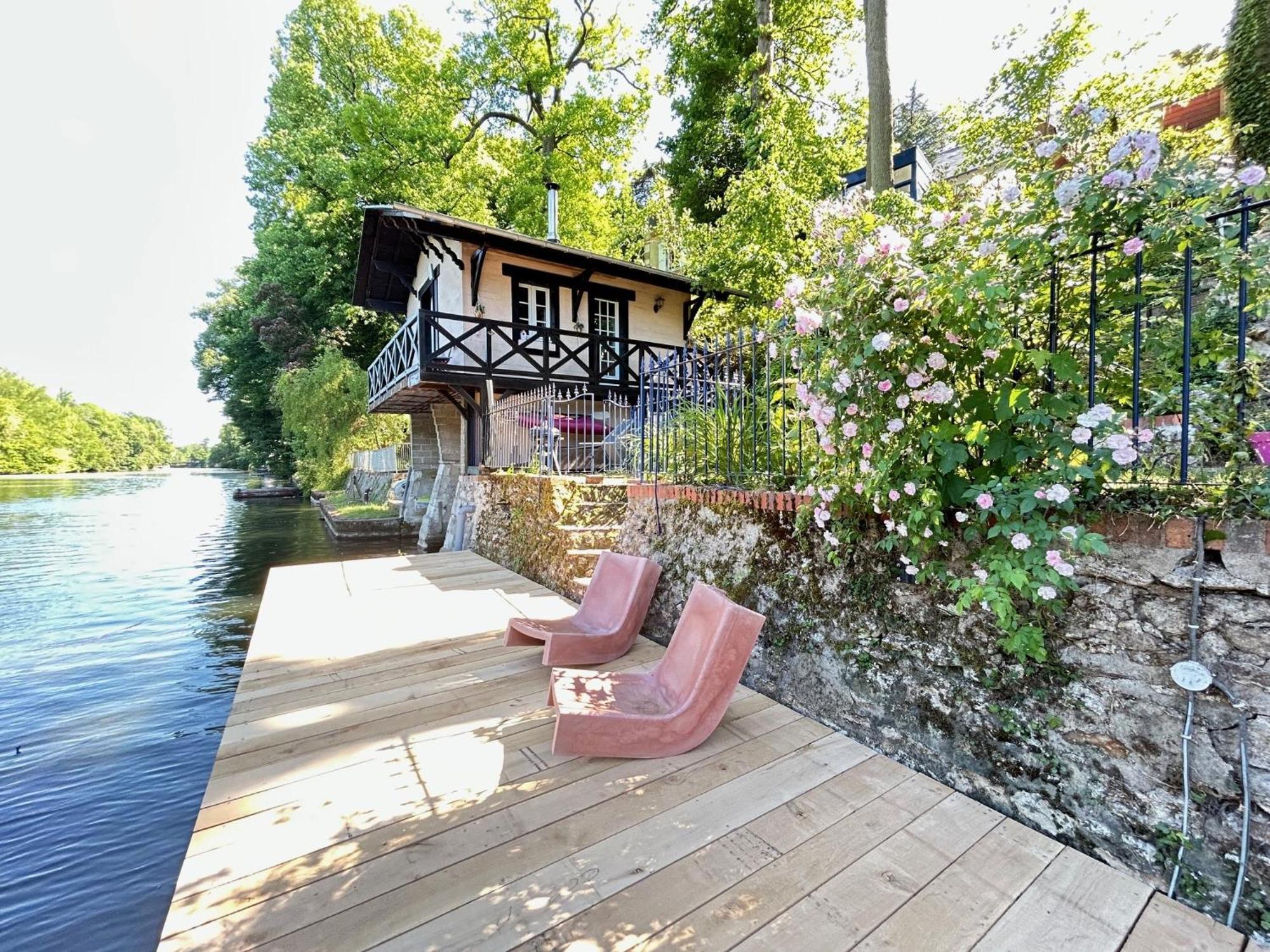 Le Chalet Bucolique Au Bord De L'Eau Olivet  Esterno foto