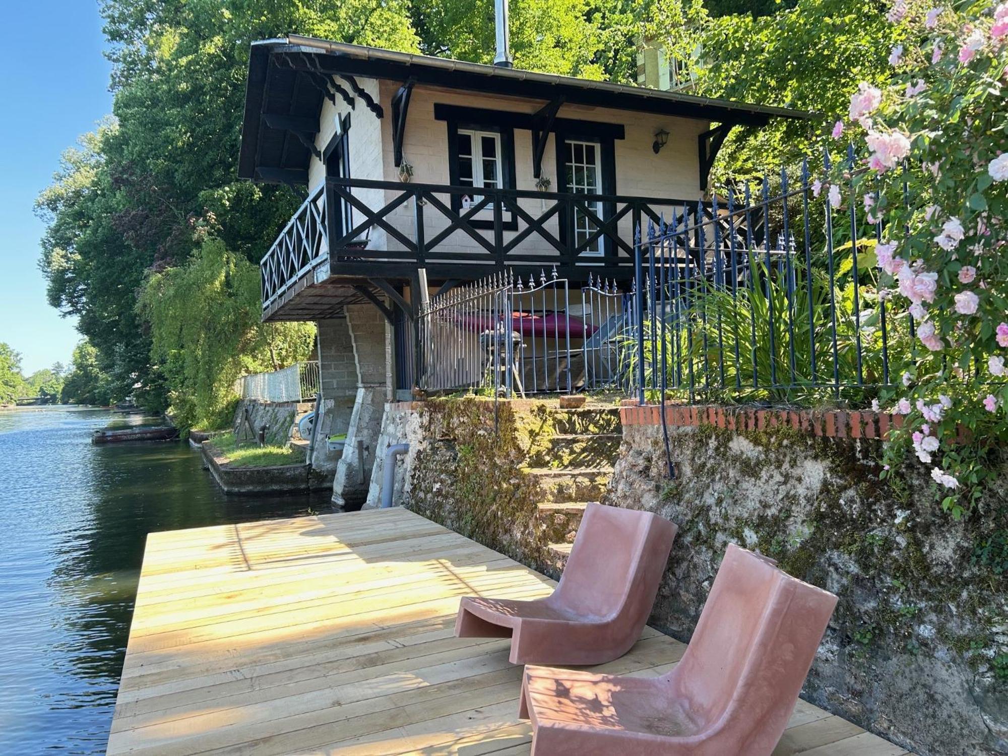 Le Chalet Bucolique Au Bord De L'Eau Olivet  Esterno foto